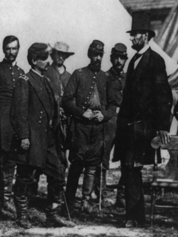 Image: Photo of Lincoln on the battlefield at Antietam taken by Alexander Gardner on October 3, 1862. From the Library of Congress.