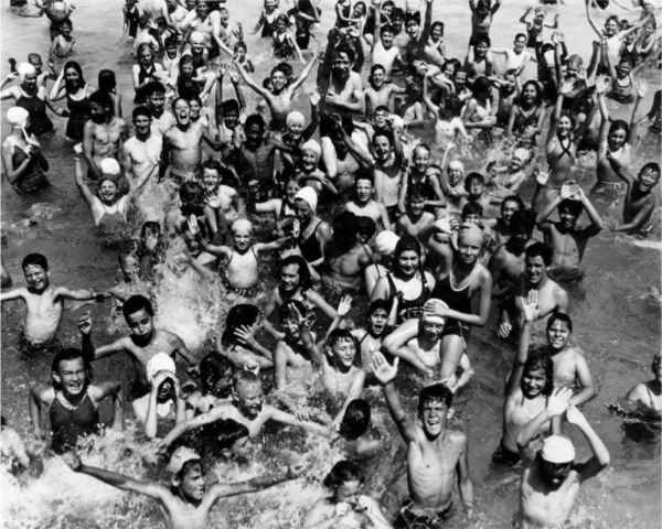 Exposition Park's pool in 1939